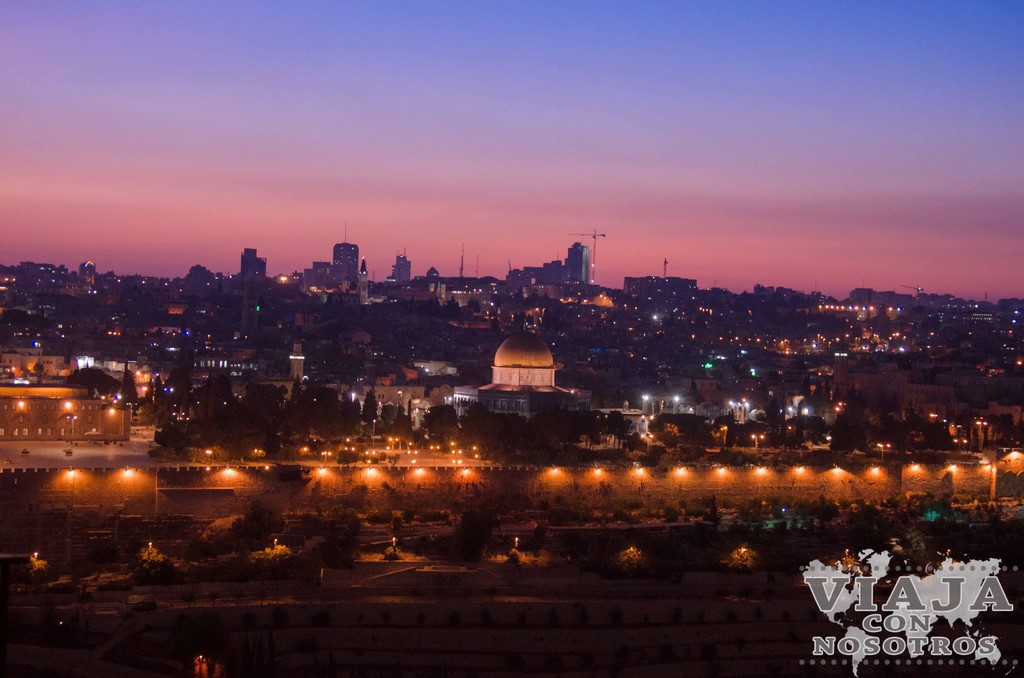 Vista de anochecer en Jerusalen