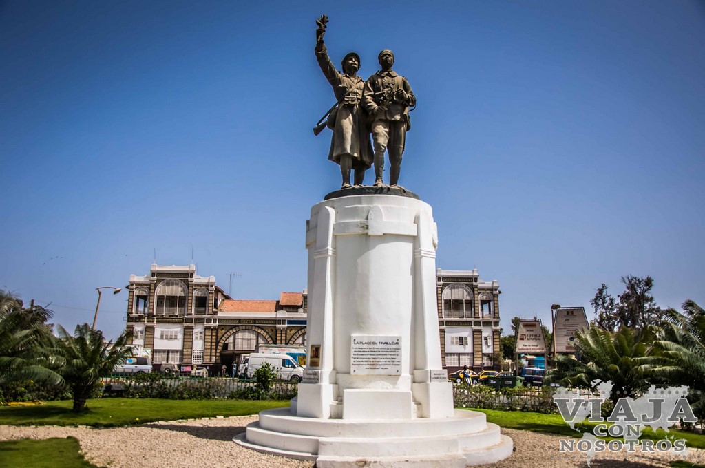 Estatua de los caídos Senegaleses