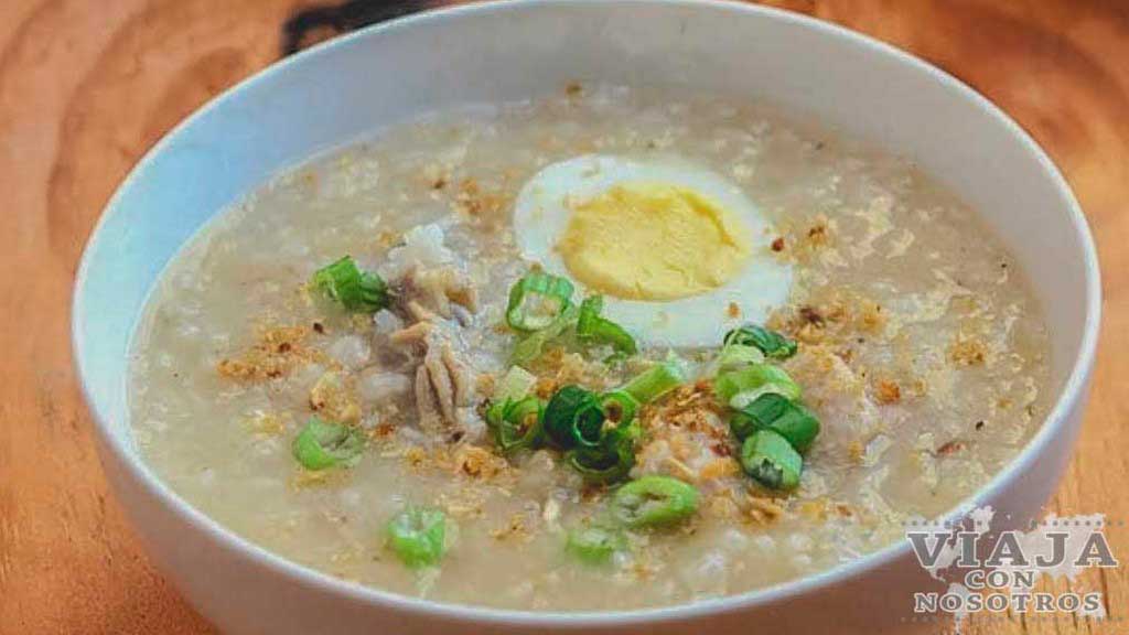 Arroz caldo comida Filipinas
